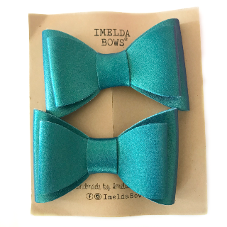 Clásico Par Broche